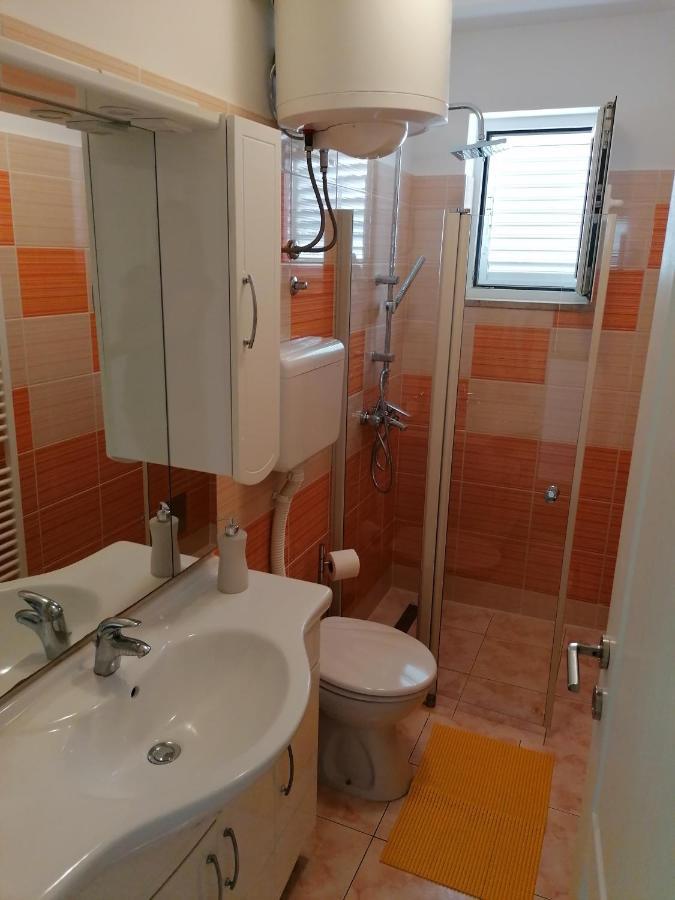 Apartment Poldrugo Cres Exterior photo